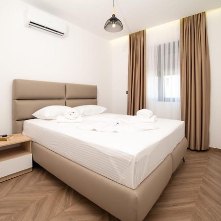 Akar Hotel Ulcinj Eksteriør billede