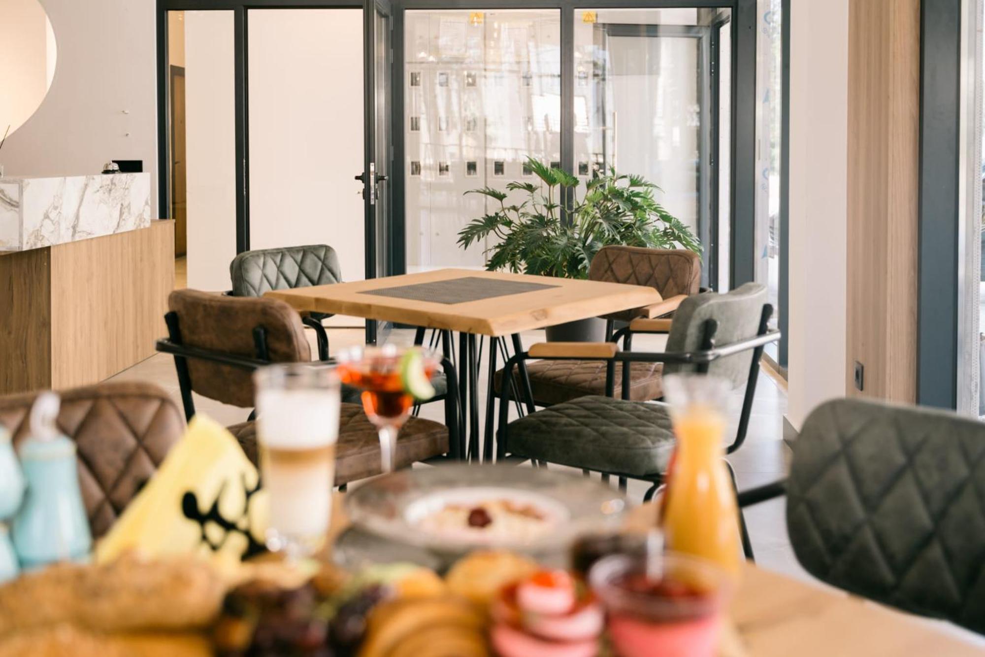 Akar Hotel Ulcinj Eksteriør billede