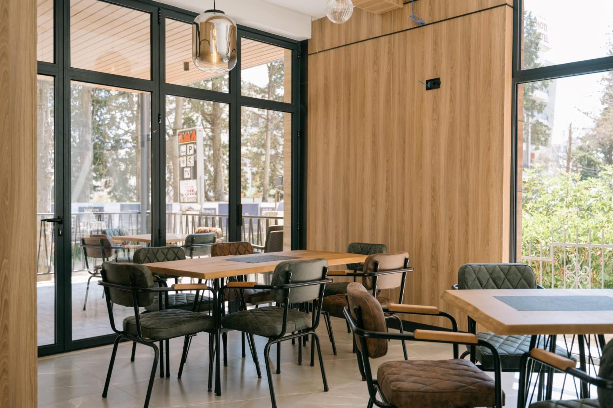 Akar Hotel Ulcinj Eksteriør billede